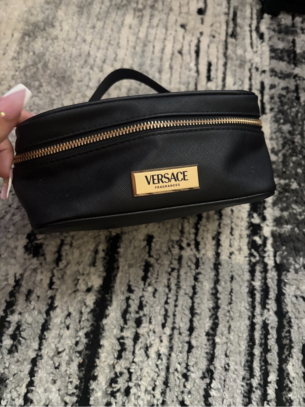 Versace Toiletry Case - Picture 5 of 8